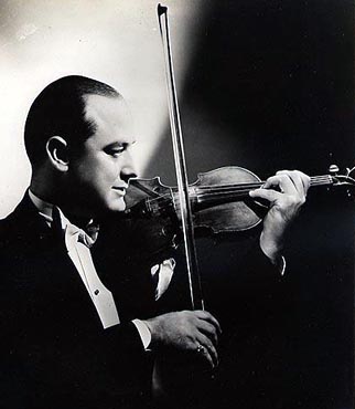 <b >Joe Venuti</b> and his Orchestra